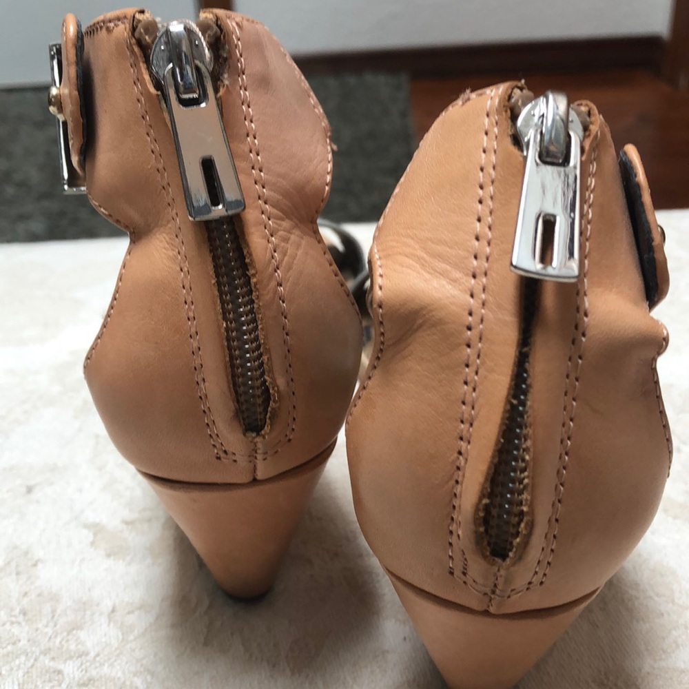 Sam Edelman - Picture 5 of 6